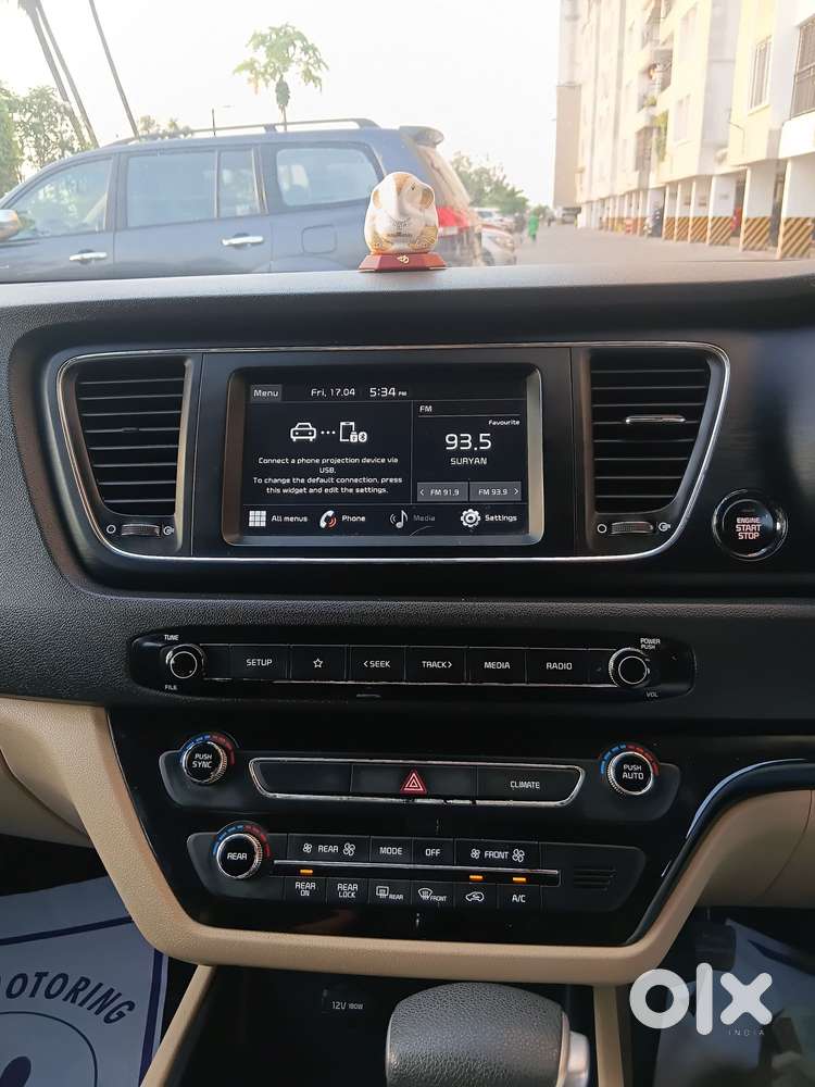 Kia Carnival Premium 8 Str, 2021, Diesel