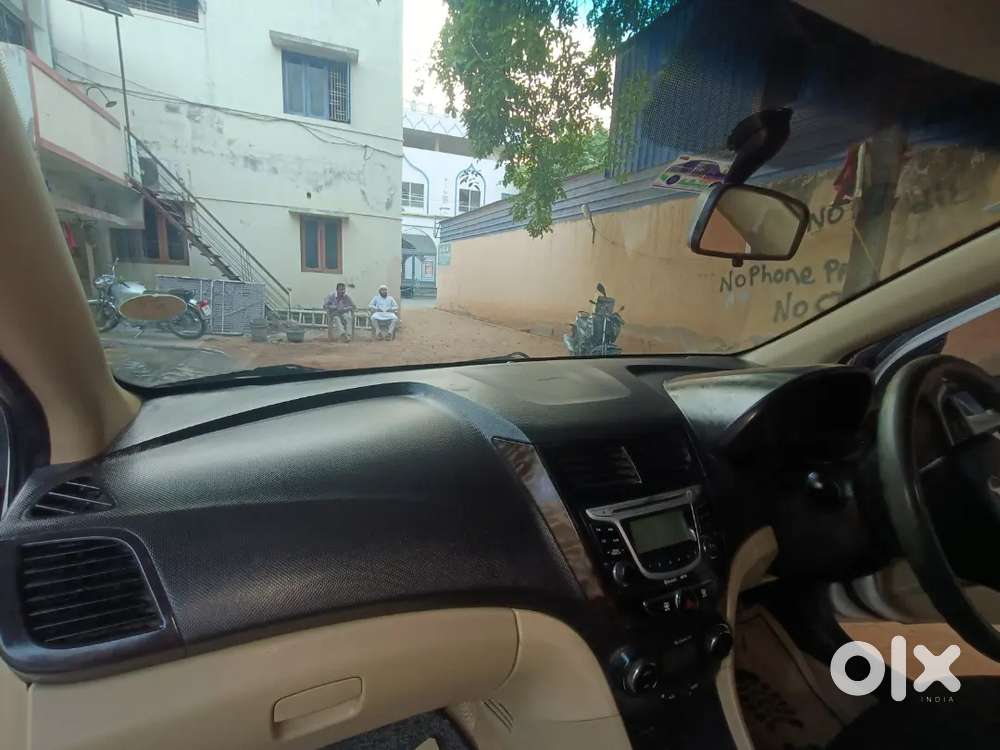 Hyundai Fluidic Verna
