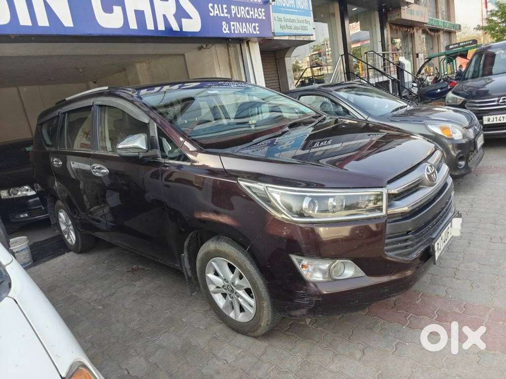 Toyota Innova Crysta 2.4 V, 2017, Diesel