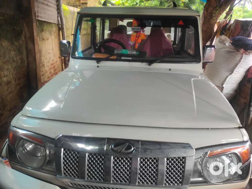 Mahindra Bolero Neo Plus Diesel Automatic 2012