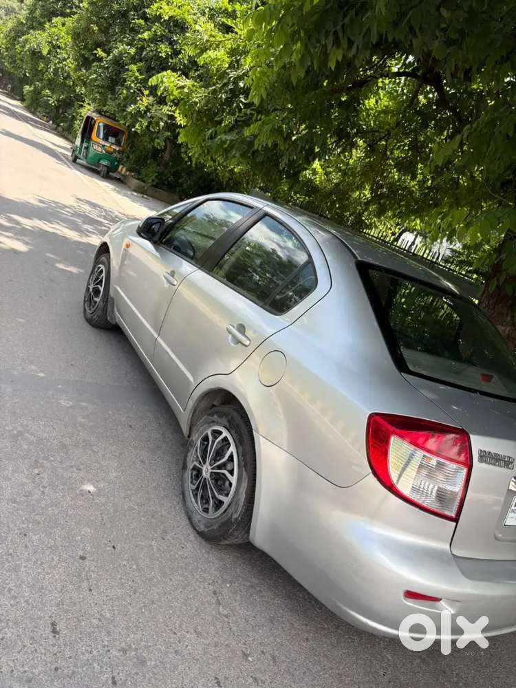 Maruti Suzuki Sx4 2010