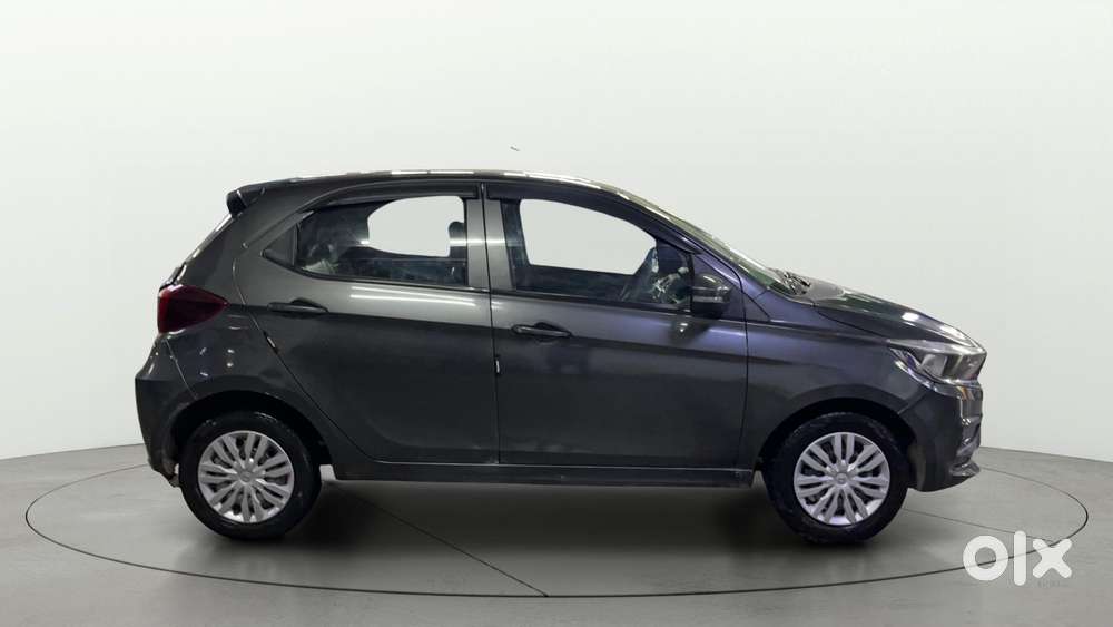 Tata Tiago 1.05 Revotorq Xt Option, 2021, Petrol