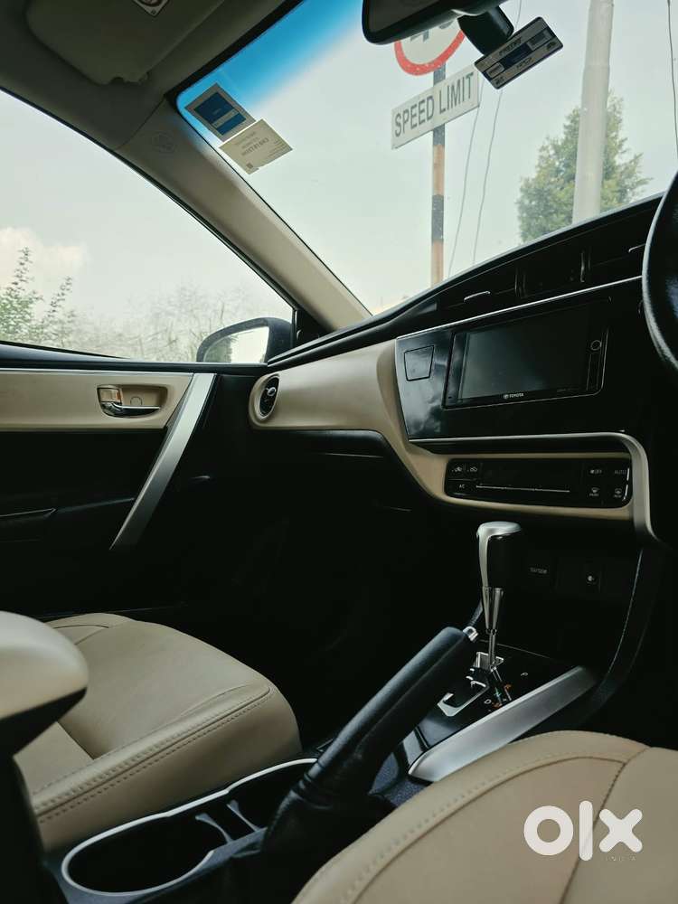 Toyota Corolla Altis Vl At, 2018, Petrol