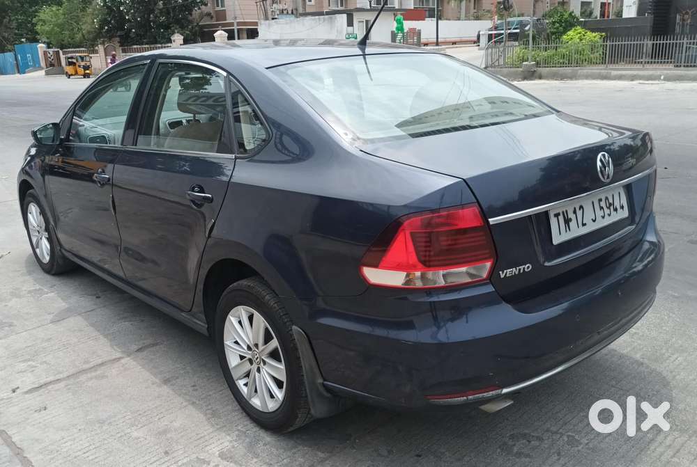 Volkswagen Vento 2010-2013 Petrol Highline, 2015, Petrol
