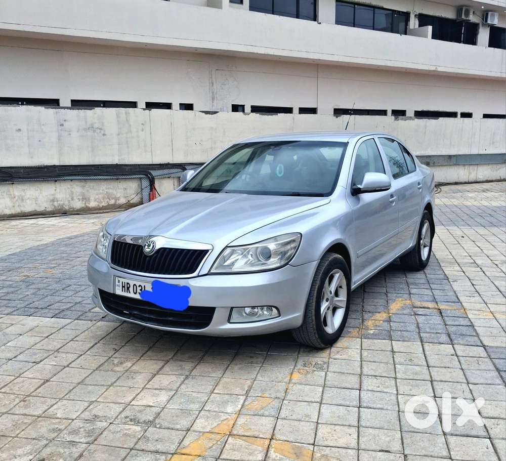 Skoda Laura 1.9 Tdi At Ambiente, 2010, Diesel