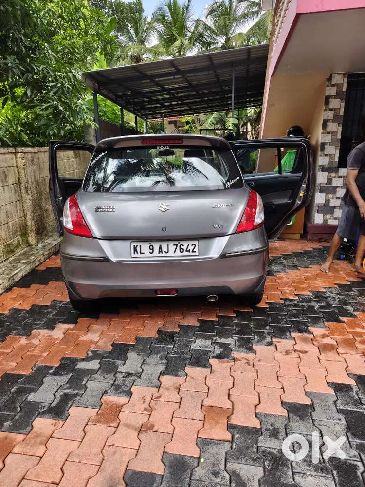 Maruti Suzuki Swift 2015 Vxi Abs