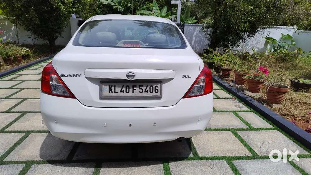 Nissan Sunny 2012, Petrol, 56000 Km