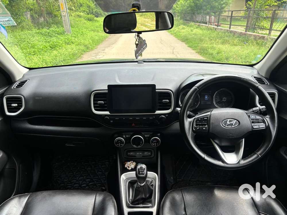 Hyundai Venue, 2021, Petrol