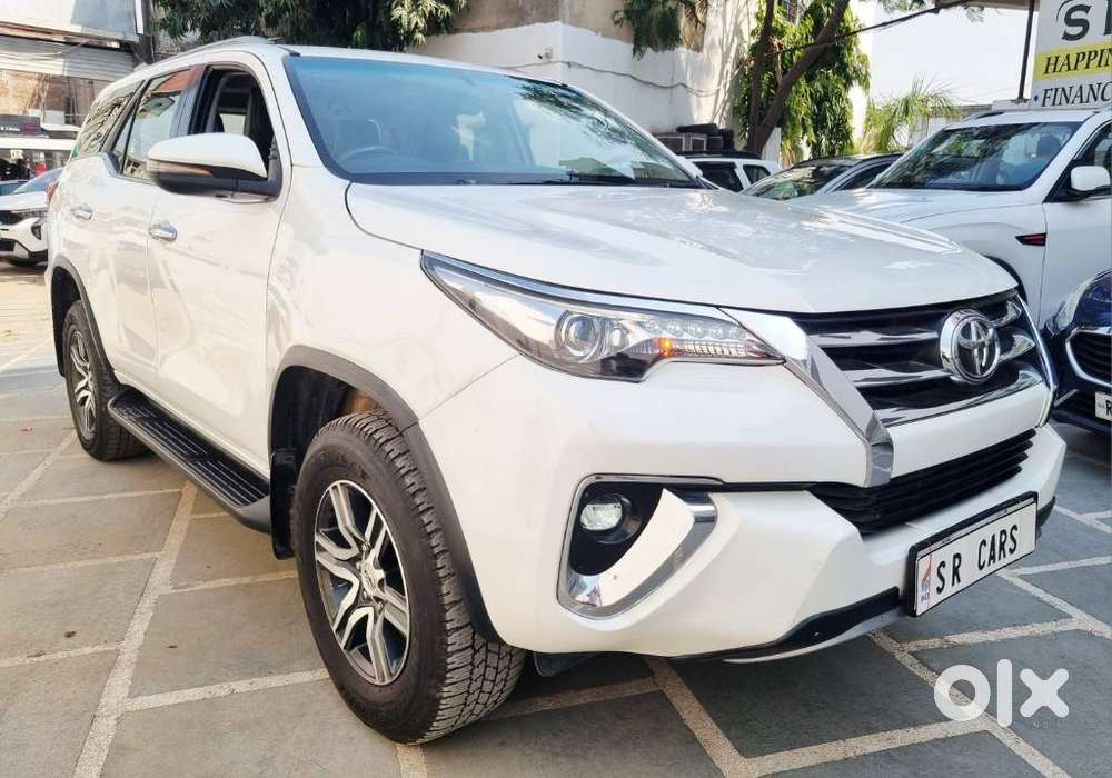 Toyota Fortuner 4x2 At 2.8 Diesel, 2021, Diesel