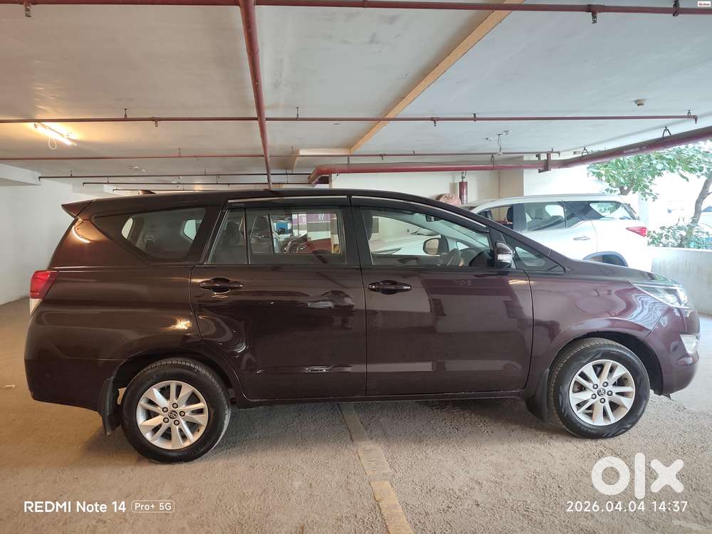 Toyota Innova Crysta 2.8 Gx At 8s, 2017, Diesel