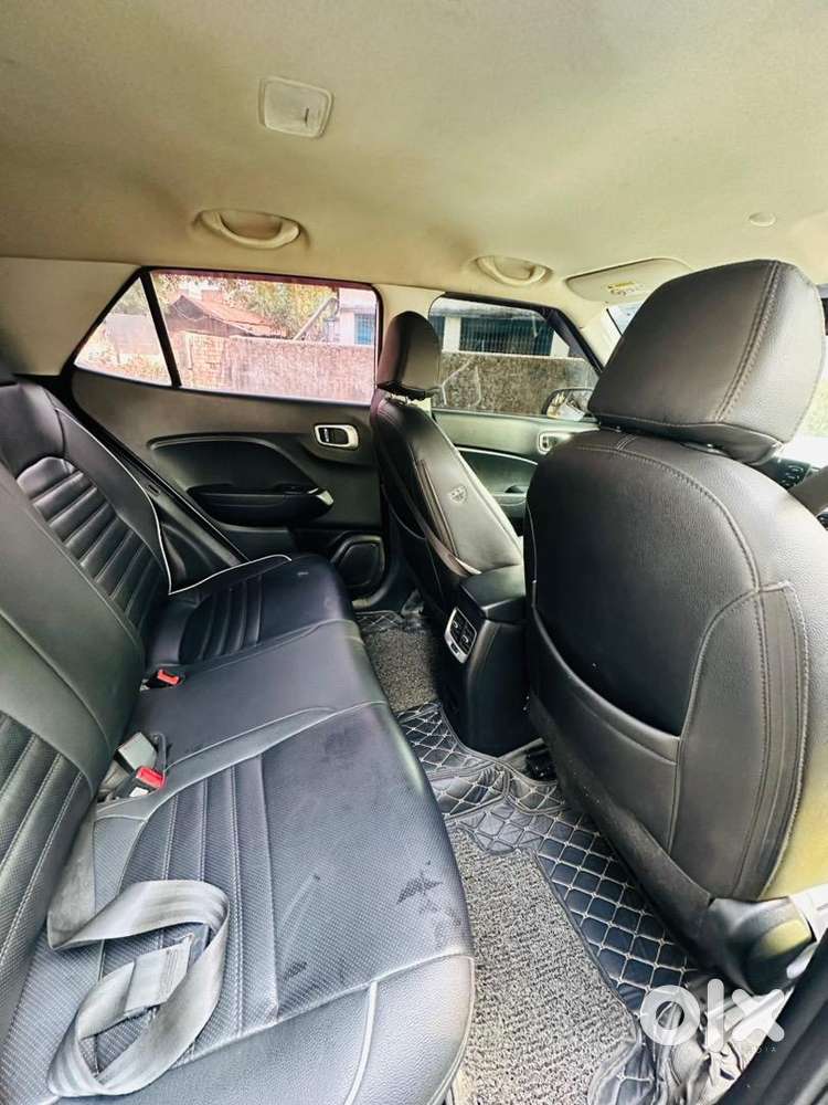 Hyundai Venue 2020 Petrol Well Maintained