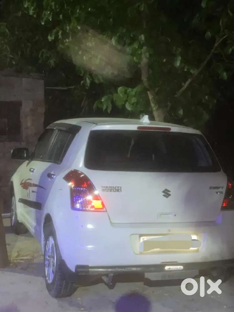 Maruti Suzuki Swift 2009 Petrol 98000 Km Driven