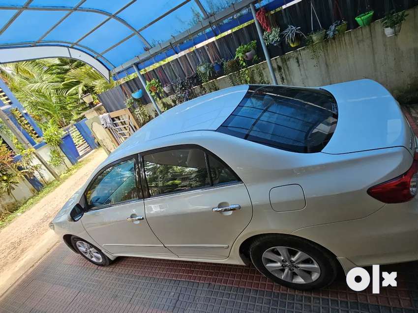 Toyota Corolla Altis 2011 Diesel Well Maintained - Cars - 1792614231