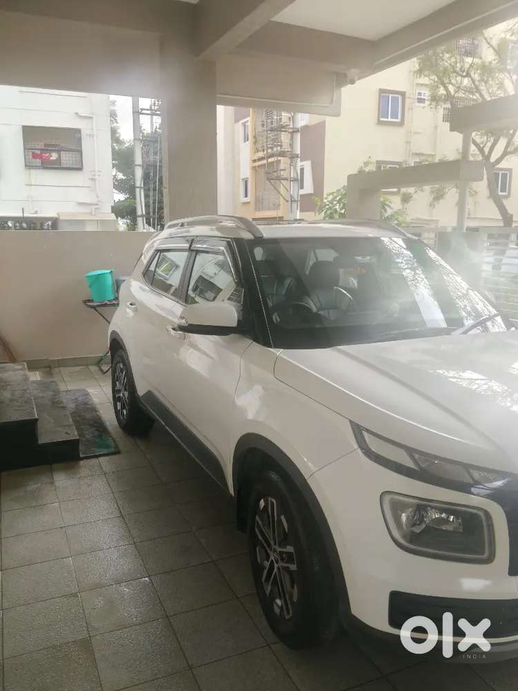 Hyundai Venue Diesel Manual 2023