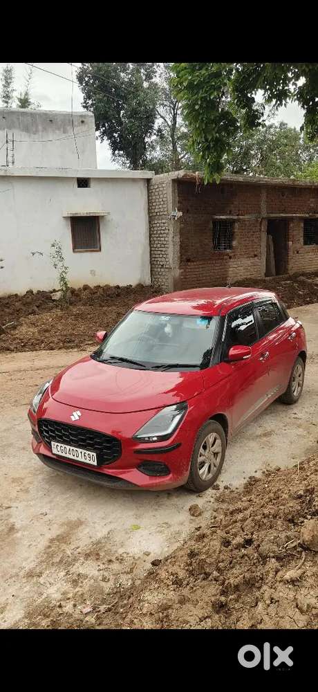 Maruti Suzuki Swift 2025 Petrol 13000 Km Driven