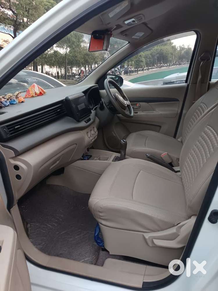 Maruti Suzuki Ertiga Vxi (o) Cng, 2025, Cng & Hybrids
