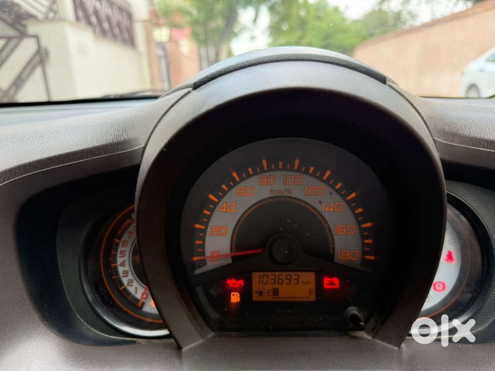 Honda Brio Petrol 2012