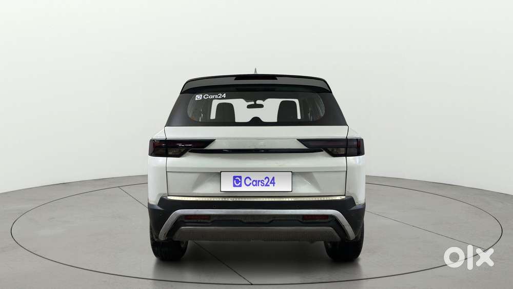 Maruti Suzuki Vitara Brezza 1.5 Vxi At, 2023, Petrol