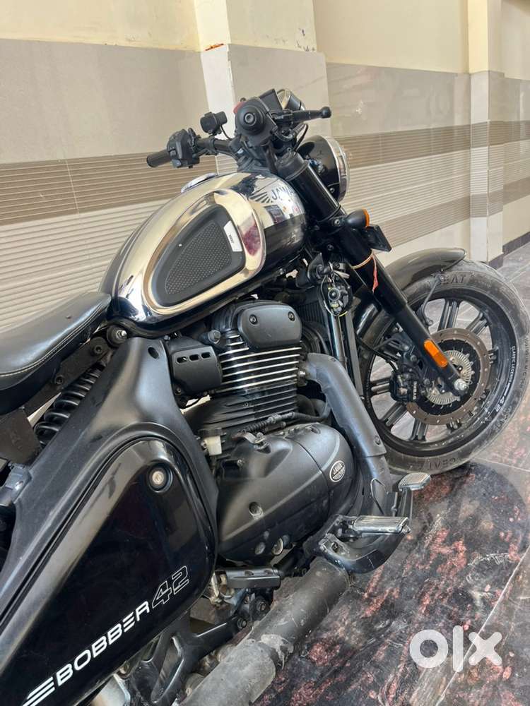 Jawa bobber 42