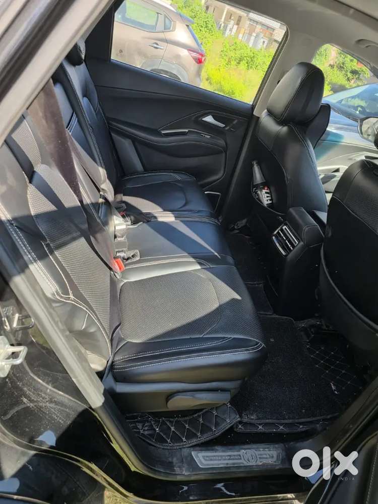 Mg Hector Savvy 2024 Year