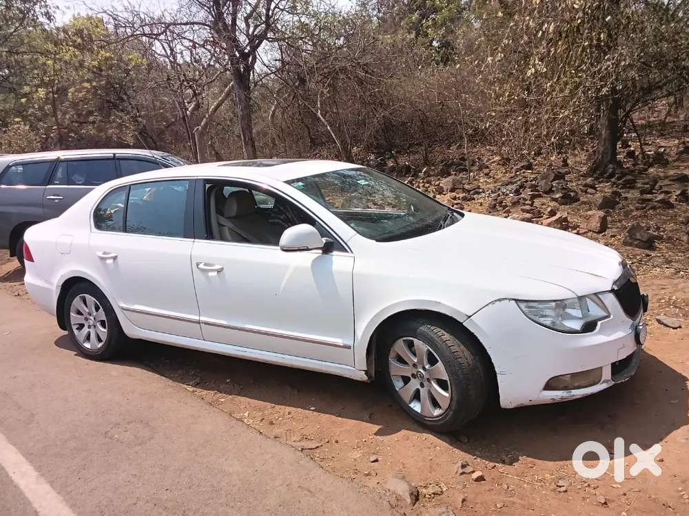 Skoda Superb Iv Phev 2009 Second Owner