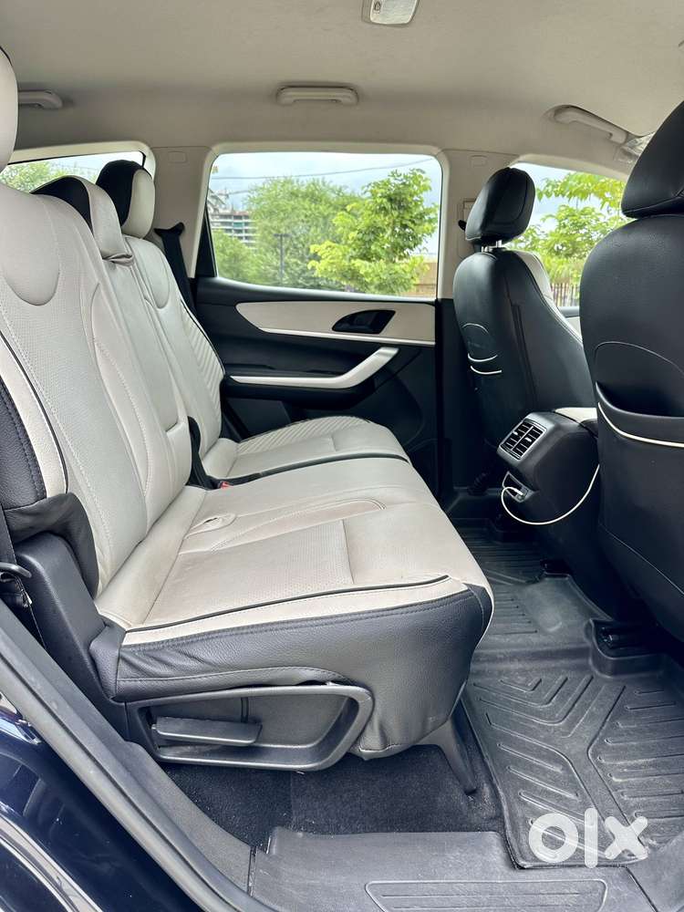 Mahindra Xuv700 2.2 Ax 3 Diesel Mt 7 Str, 2024, Diesel