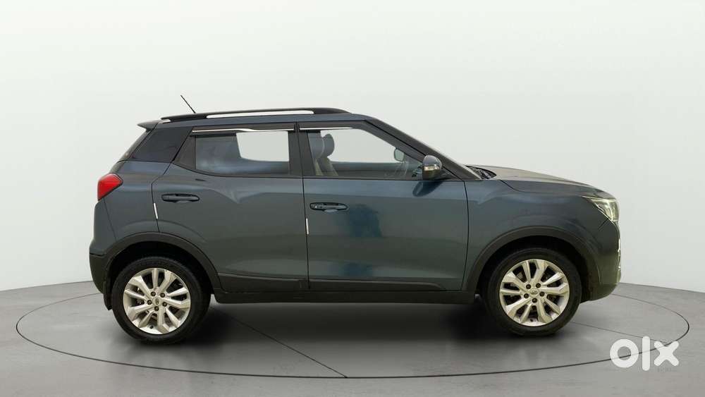 Mahindra Xuv300 W8, 2021, Petrol