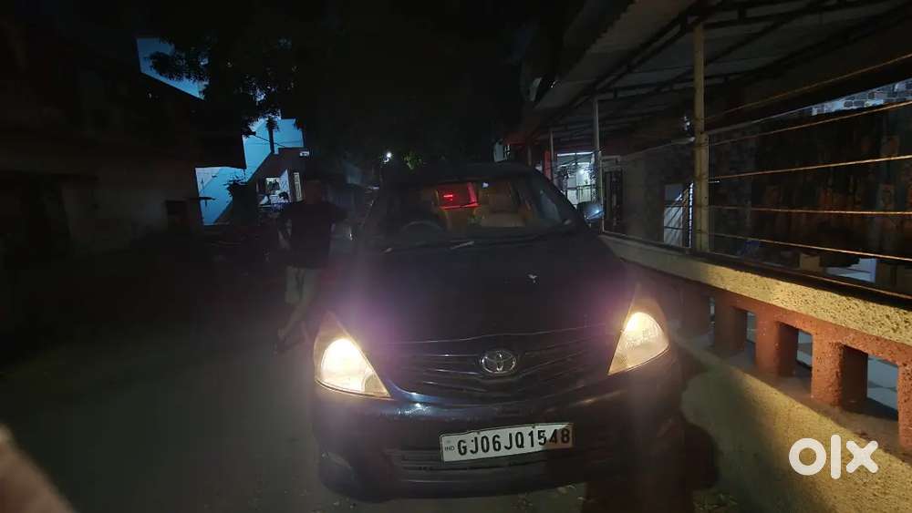 Toyota Innova 2.5 7-seater 2009