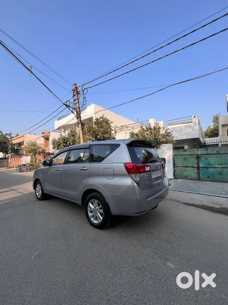 Toyota Innova Crysta 2.7 Vx Mt, 2017, Diesel