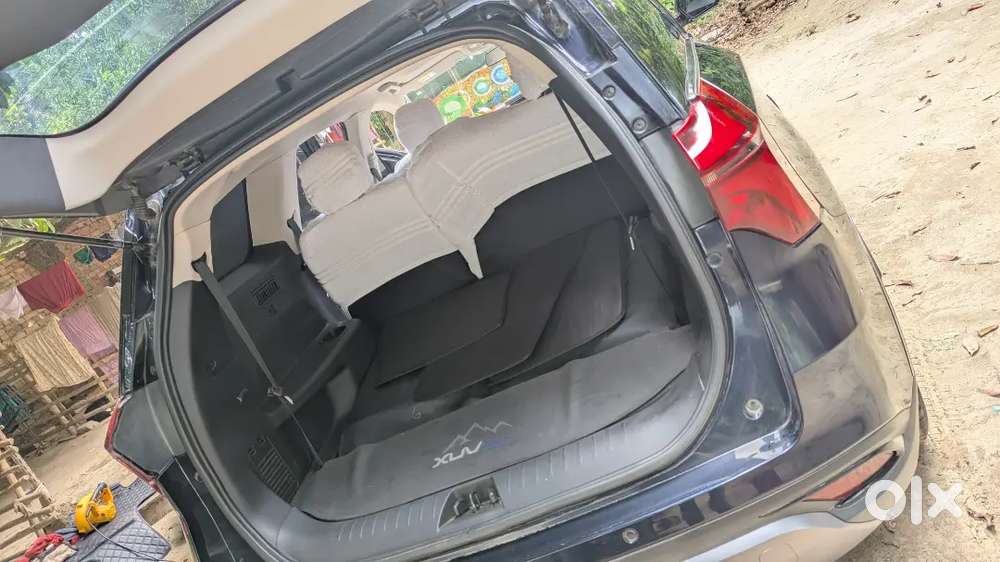 Mahindra Xuv700 Diesel 2023