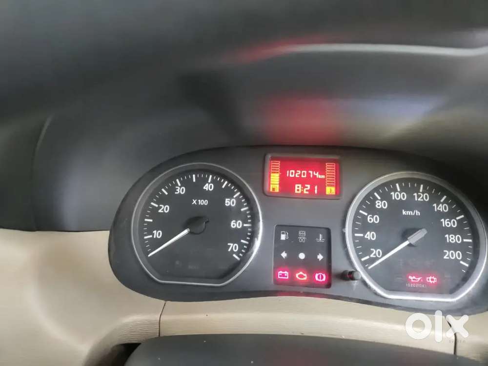 Nissan Terrano 2014 Diesel 102000 Km Driven
