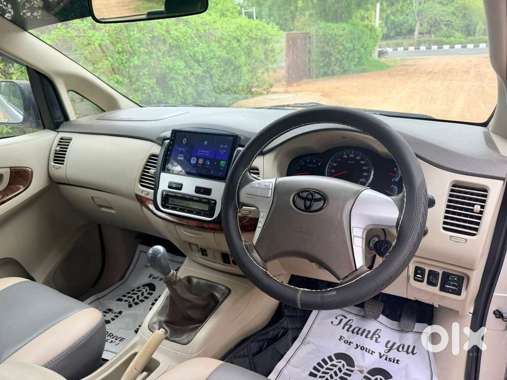Toyota Innova 2.5 Vx 8 Seater Bs Iv, 2013, Diesel