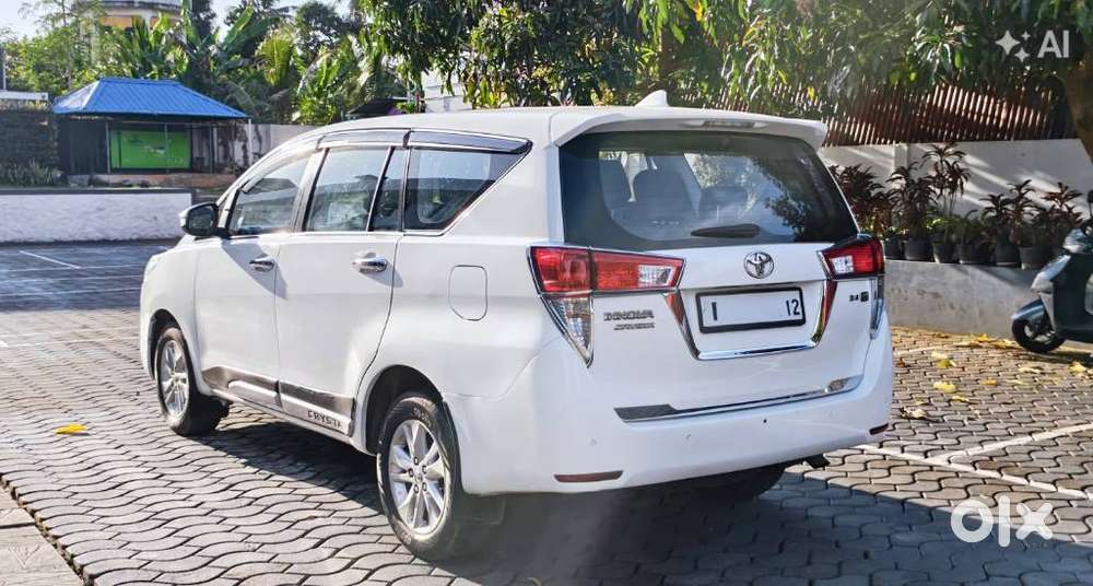 Toyota Innova Crysta 2.4 G Mt 7 Str, 2020, Diesel