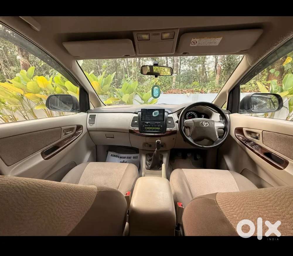 Toyota Innova 2013 Diesel 160000 Km Driven