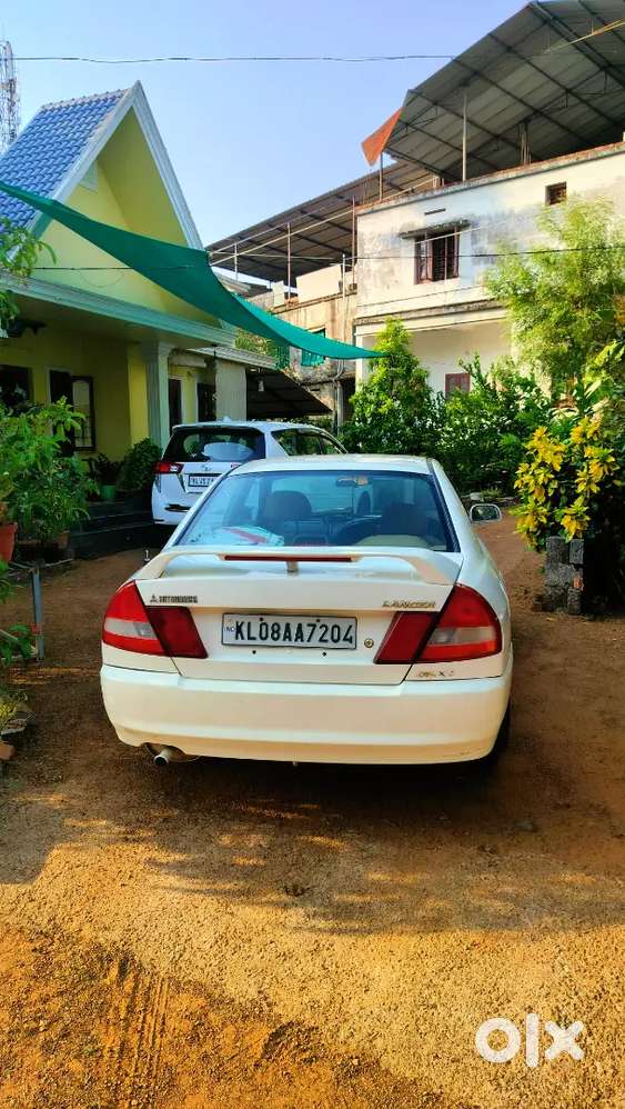 Mitsubishi Lancer 2003