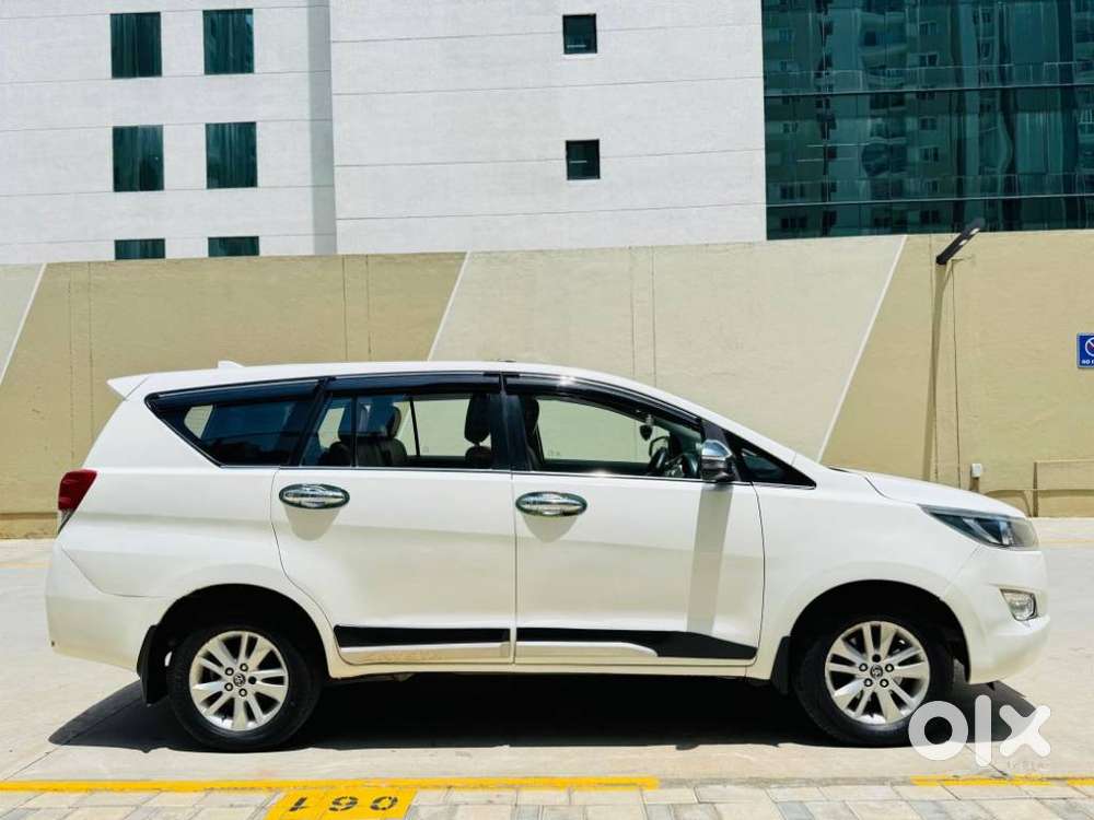 Toyota Innova Crysta 2.4 G Mt, 2019, Diesel
