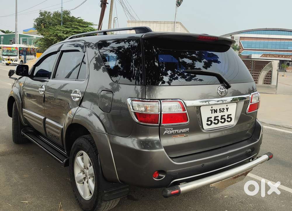 Toyota Fortuner 3.0 4x4 Manual, 2010, Diesel