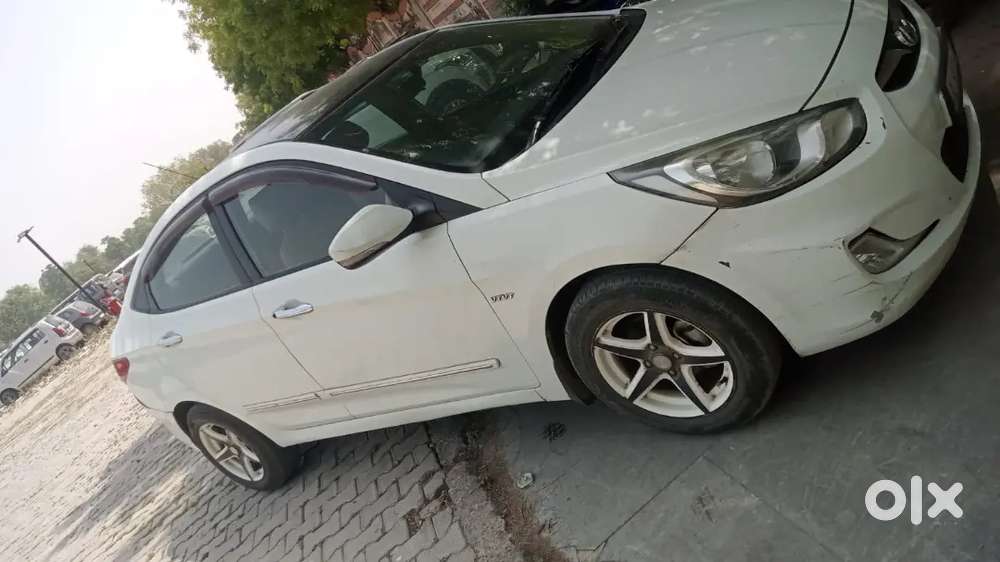 Hyundai Verna 2011 Petrol 86000 Km Driven