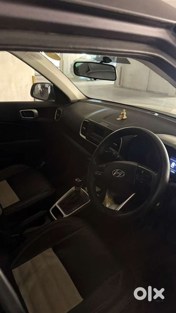 Hyundai Venue Petrol 2019