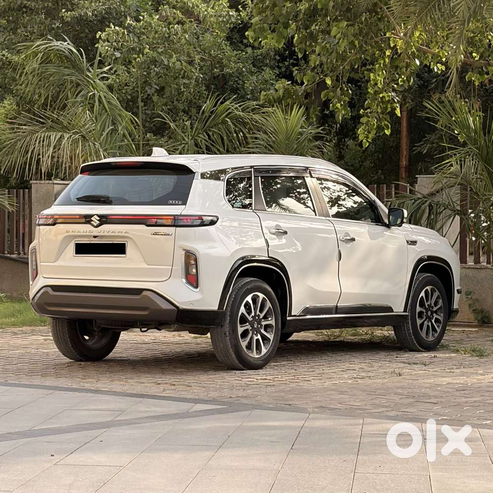 Maruti Suzuki Grand Vitara 1.5 Alpha Plus Intelligent Hybrid Ecvt, 2..