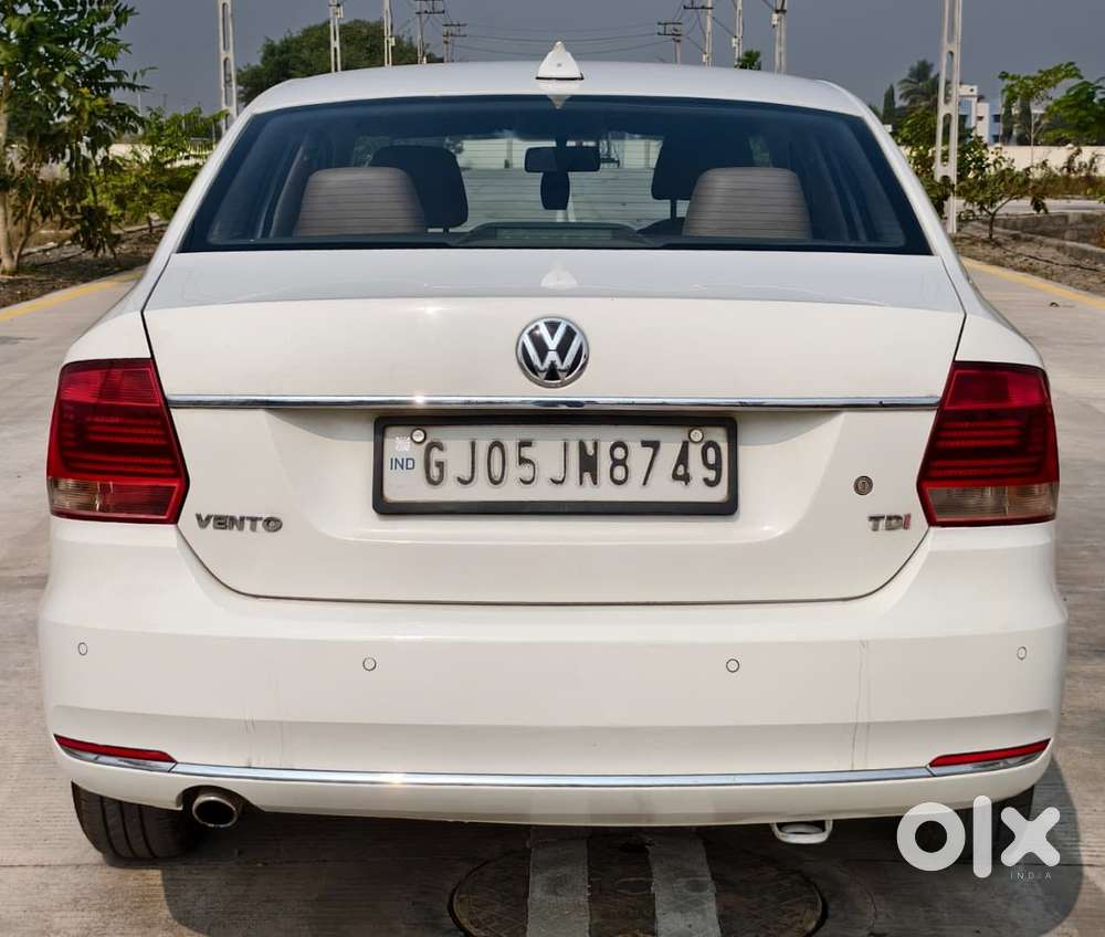 Volkswagen Vento 1.5l Tdi Highline Plus At Diesel, 2015, Diesel