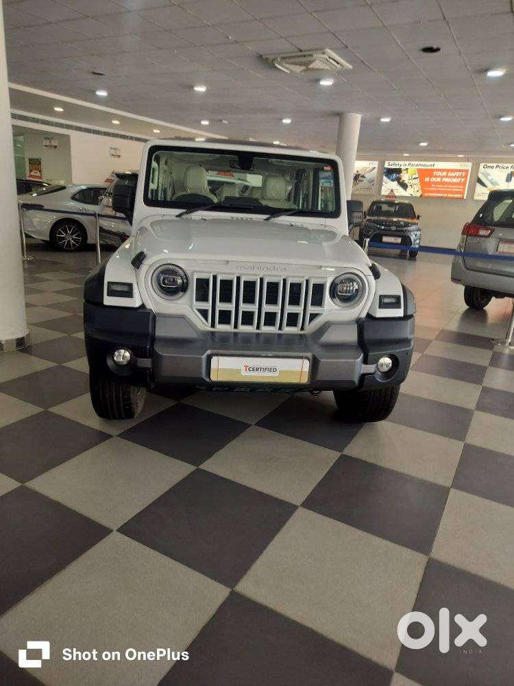 Mahindra Thar Roxx Mx5 Petrol At 2wd, 2025, Petrol