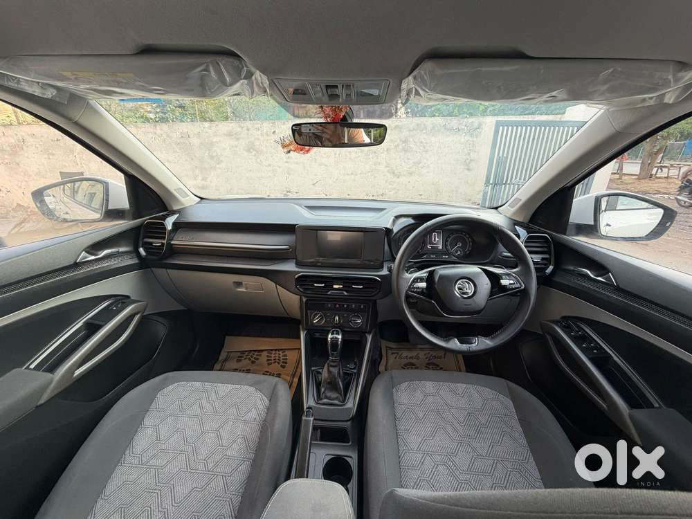 Skoda Kylaq Signature At, 2026, Petrol