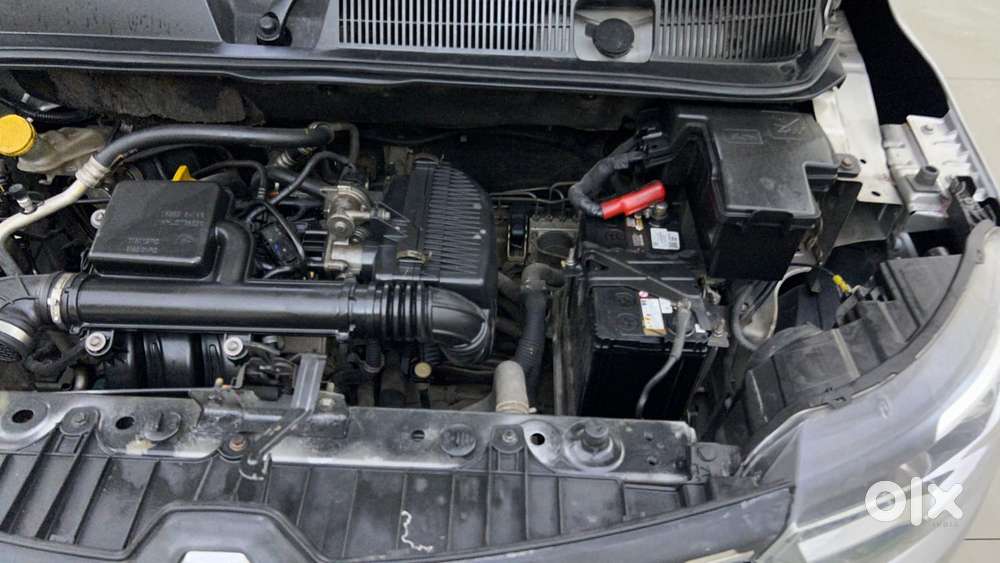 Renault Triber Rxz, 2020, Petrol