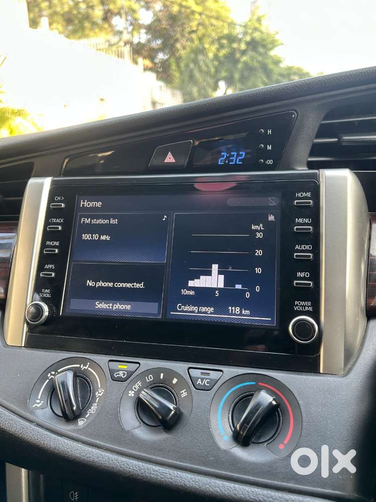 Toyota Innova Crysta 2.8 Gx At, 2022, Petrol