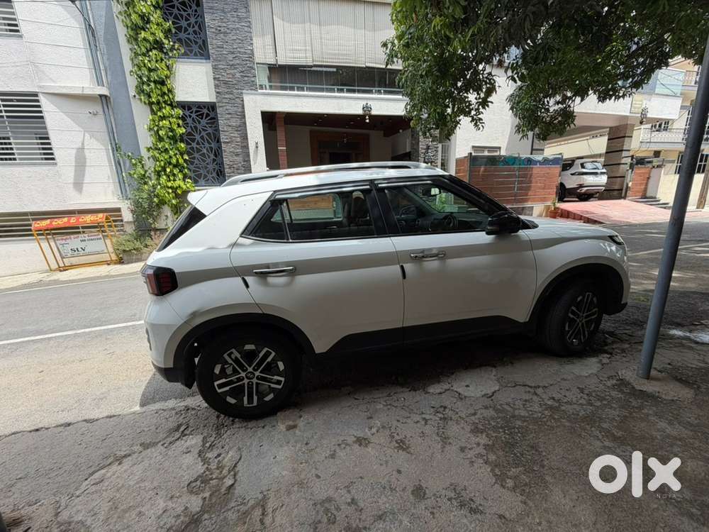 Hyundai Venue 2022 60000 Km Driven