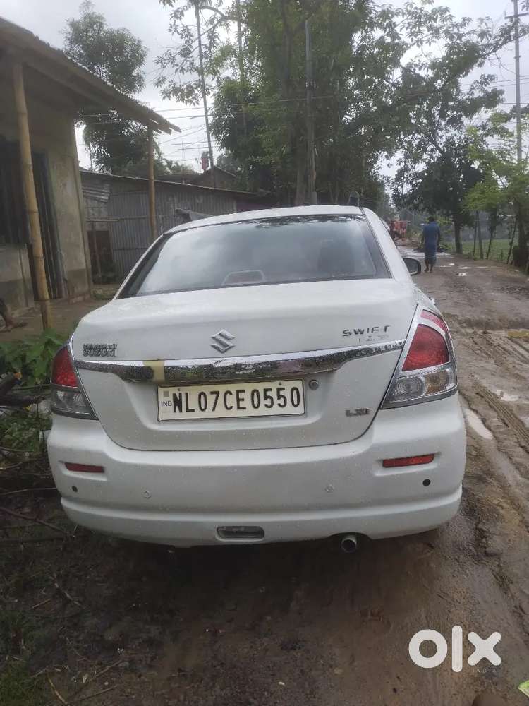 Maruti Suzuki Dzire 2010 Petrol 63000 Km Driven