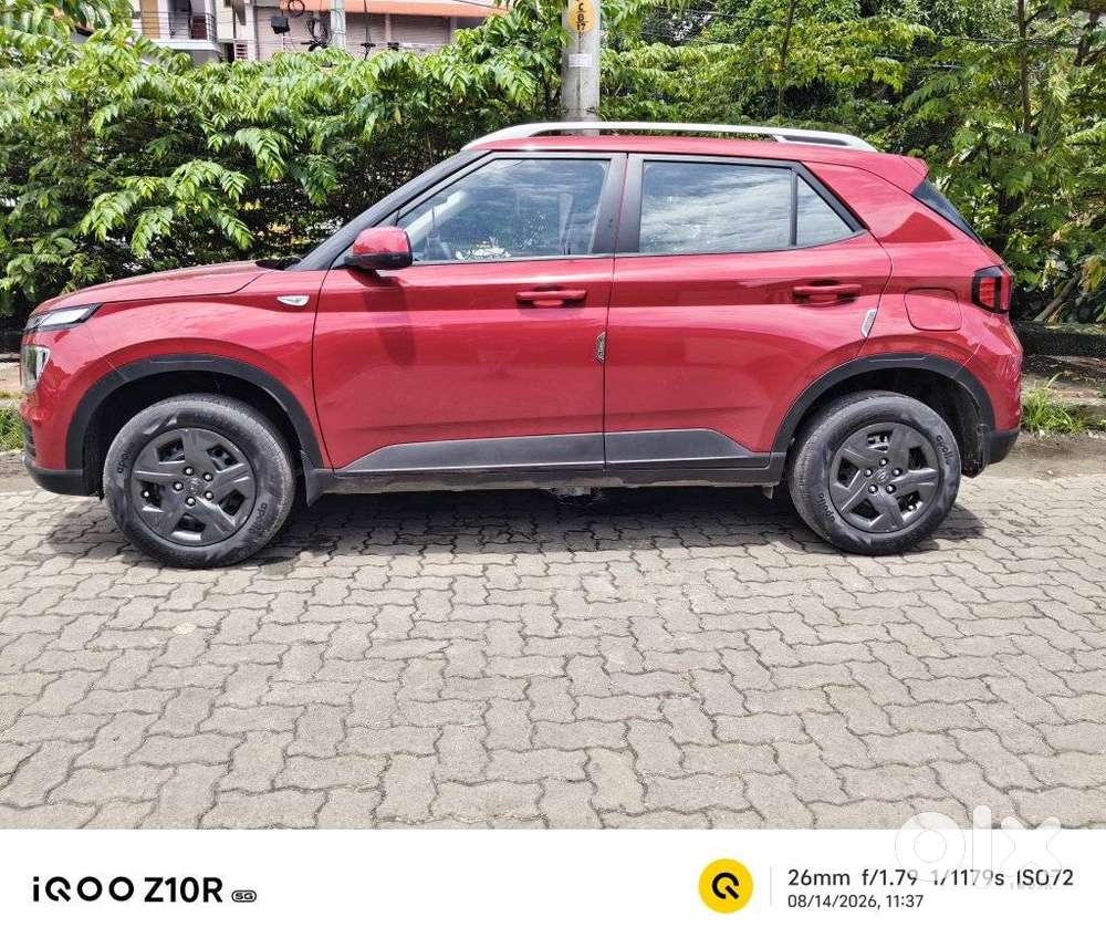 Hyundai Venue S 1.2 Petrol, 2023, Petrol