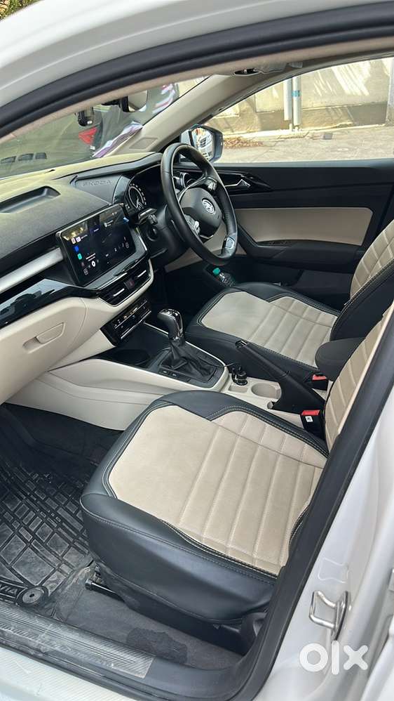 Skoda Slavia Petrol 2025