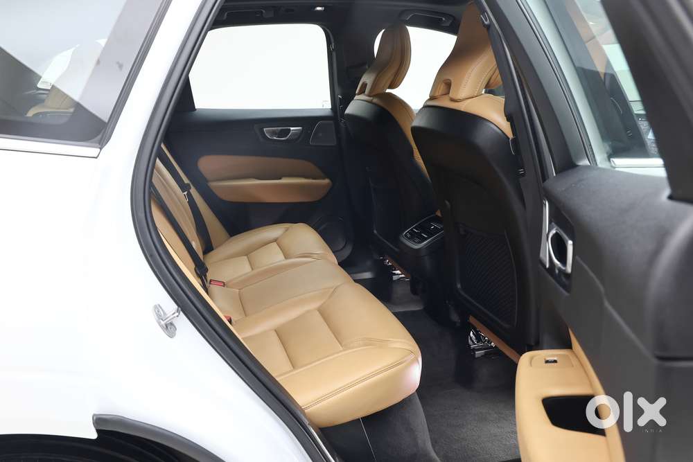 Volvo Xc60 Inscription, 2025, Petrol